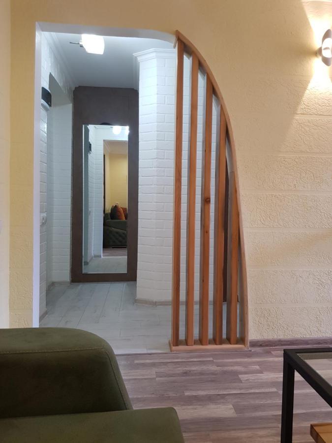 Relax Apartment Samtredia Exterior photo