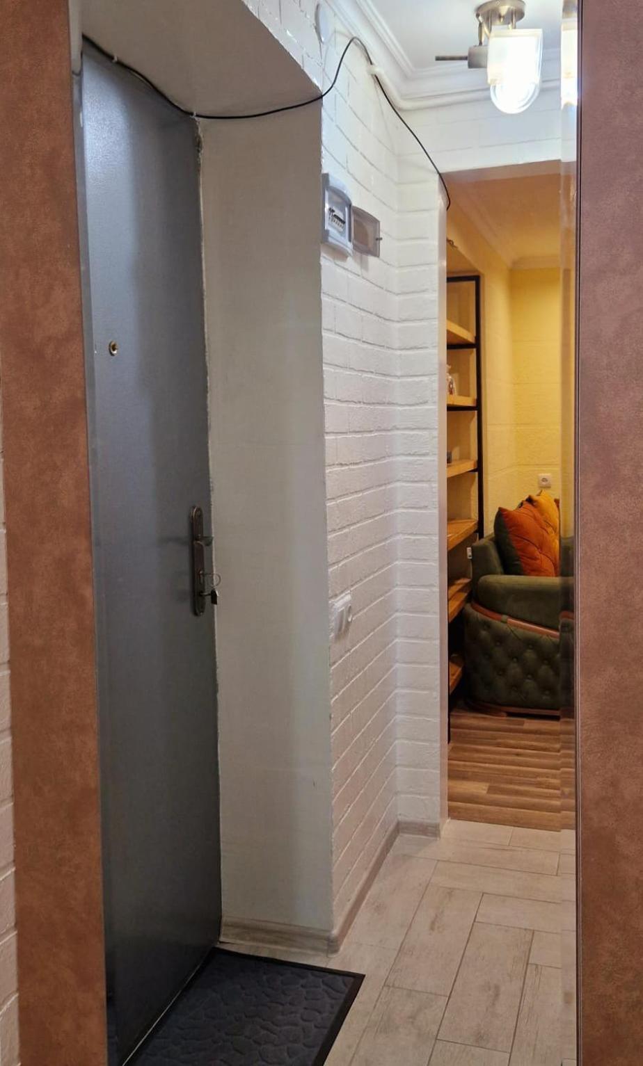 Relax Apartment Samtredia Exterior photo